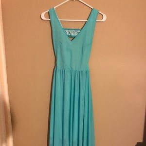 Long blue/turquiose dress